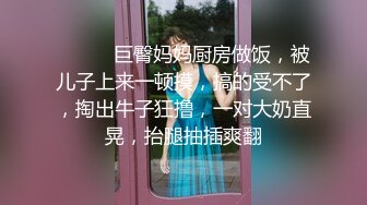 漂亮少妇 被两个黑祖宗超大巨棒 三洞齐开