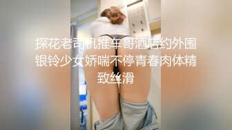 刚生完孩子不久的大美妞奶子涨的巨大，奶水用不完，哥几个上去啃两口尝尝外国母乳啥味道