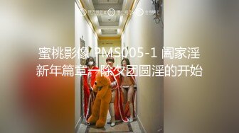 大神旅游景区一路走一路抄底众多的美女少妇眼界大开 (11)