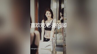 【极品稀缺魔手外购】最新《疯狂抖音》新篇之《笑喷了》美女出场健身打拳 打着打着地上就湿了 内裤都不穿 (8)