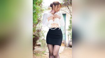 【全網精品福利】✨【腿控福利】Onlyfans新加坡OL反差悶騷女『林啾啾』OF私拍 絲襪高跟美腿自慰，衣帽間大尺度私拍 (9)