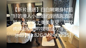 蜜桃影像PME210绿帽男让自己女友给哥哥操