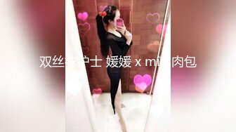 爸爸趁妈妈睡觉干女儿捂住嘴巴不敢吵醒隔壁的妈妈