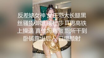  乖巧的小少妇露脸让大哥在镜头前肆意玩弄，给狼友展示逼逼舔蛋蛋吸大屌