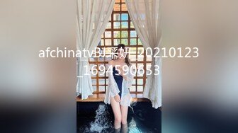 【新片速遞】  ✨【老婆小姨子双飞】寂寞的媳妇带着妹妹一起跟老公直播大秀，看着妹妹各种姿势被老公操弄