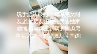 《母子乱伦》小伙下药迷翻妈妈 懂事以后第一次完完整整看妈妈的裸体 想不到妈妈下面毛毛那么少