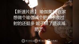 半糖主播【不骚不要钱哔婢女卡】福利视频 (1)