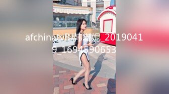 今夜尝试挑战沙发视角2600网约外围女神肤白貌美翘臀美乳