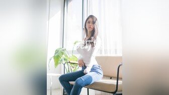 ✿反差女大学生✿在女友宿舍里操她，一边操一边担心舍友回来，紧张又刺激，文静女友性感开档肉丝大长腿太反差了